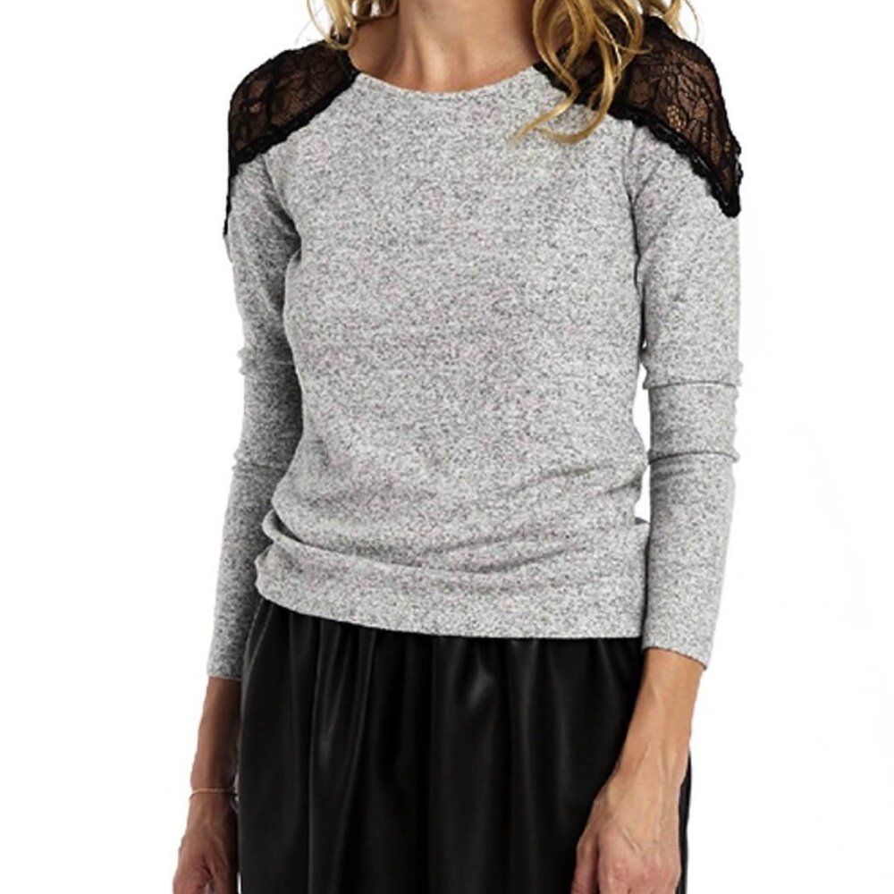 Lace Shoulder Sleeve Gray Top Size Small